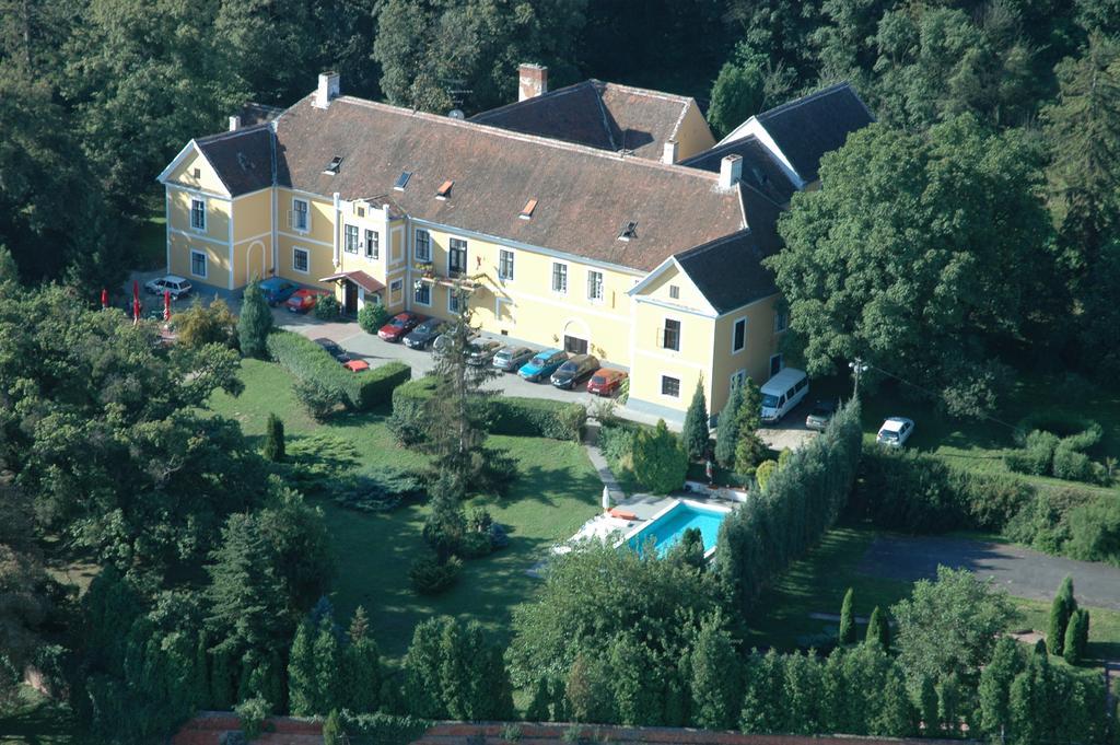 Kastelyfogado Sitke Hotell Eksteriør bilde